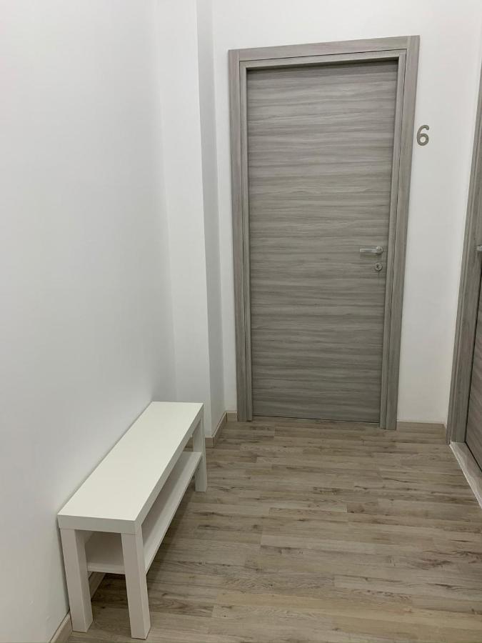 Albergo Anna Чампино Екстериор снимка
